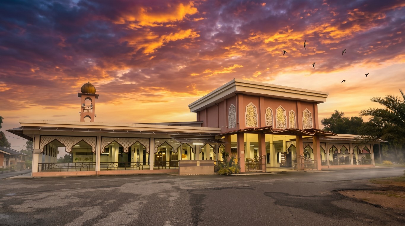 MASJID SULTAN AHMAD SHAH BANDAR JENGKA in Pahang