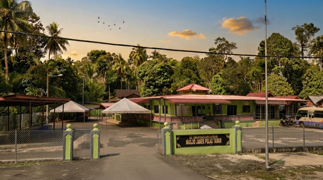 MASJID JAMEK PULAU TAWAR gallery image in Pahang