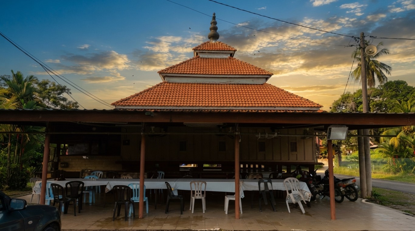 MASJID LAMA KG TUAN gallery image in Terengganu